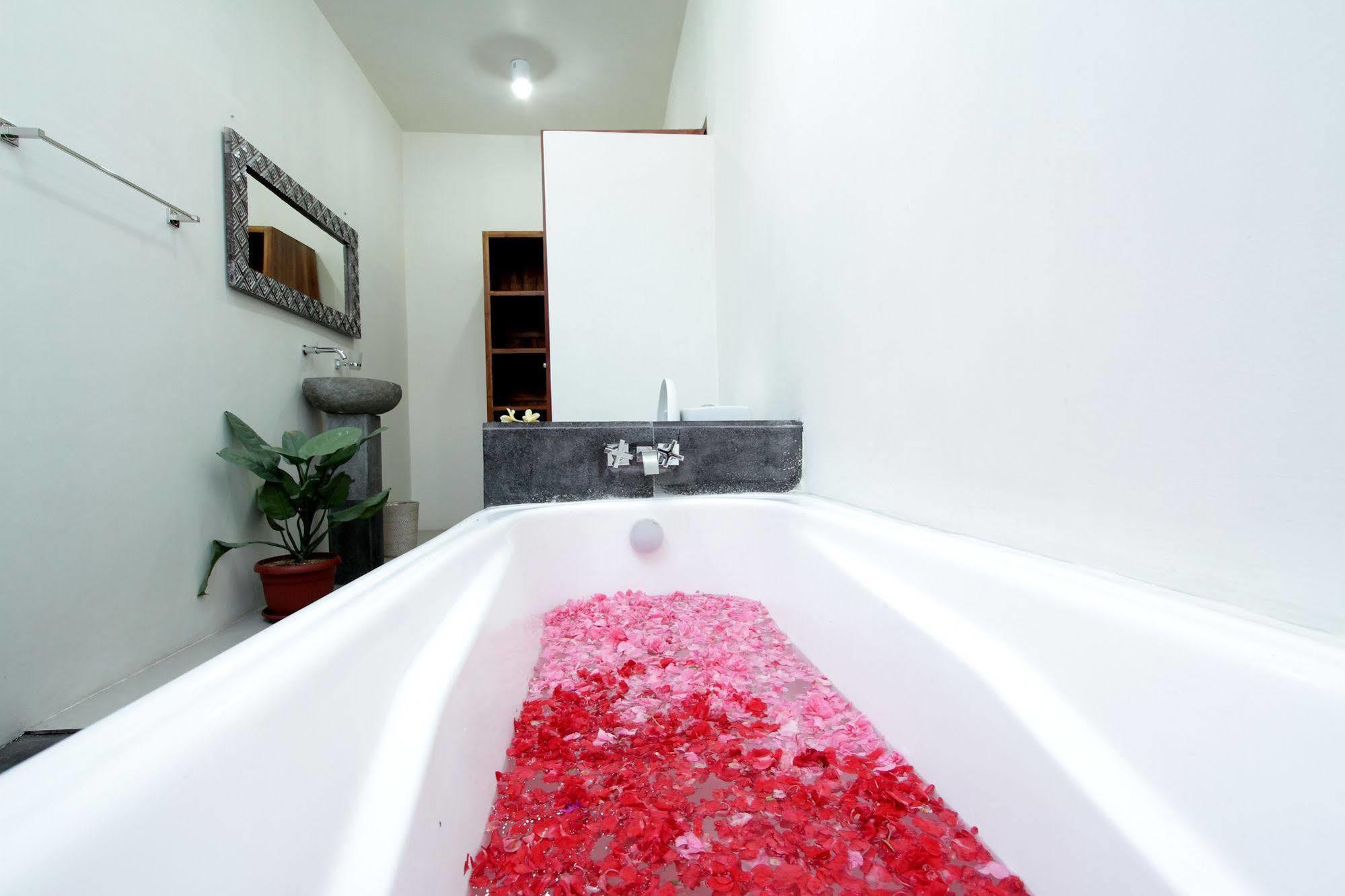 Maha Residence Guest House Jimbaran Εξωτερικό φωτογραφία